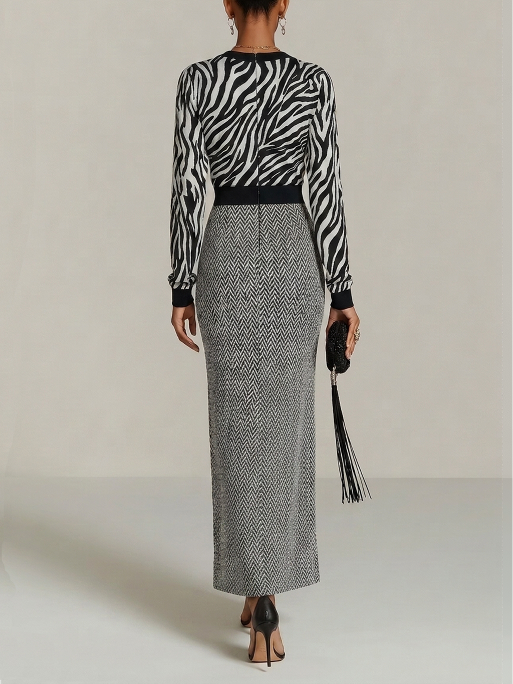 Black And White Zebra Print V-Neck Long Sleeve Maxi Dress