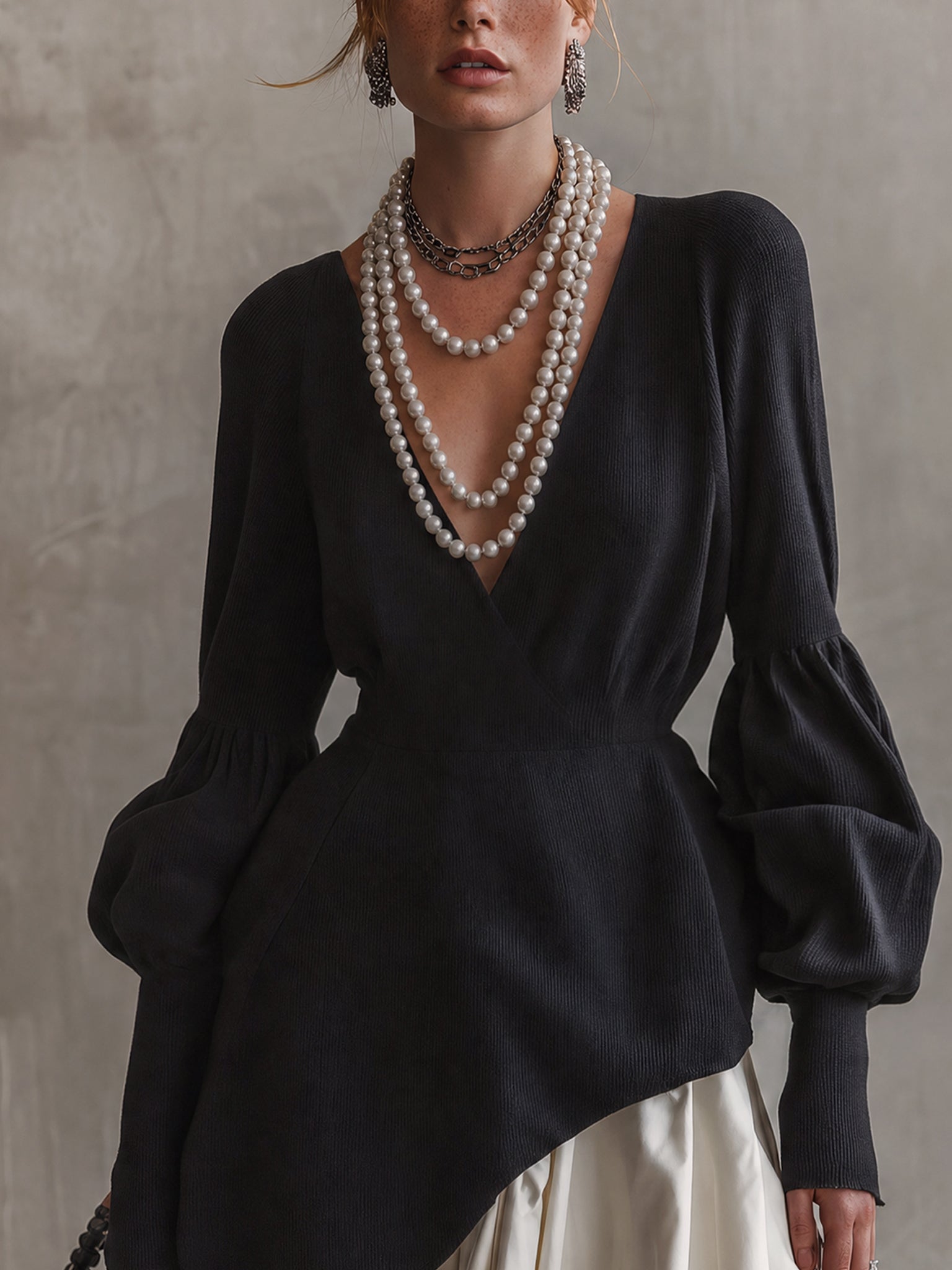 Black And White Deep V-Neck Knit Mini Dress