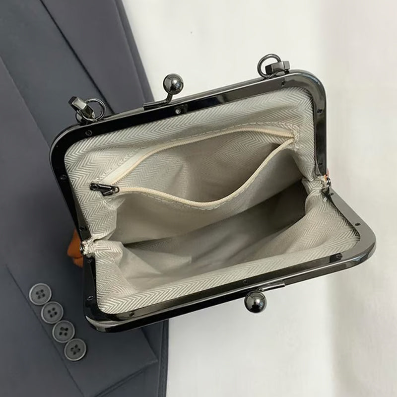 👜 50% KORTING NU! 💋 Dames Kiss Lock Crossbody Tas met Bovenhengsel – Vintage messing sluiting & gestructureerde vorm – Afneembare riem, perfect voor dagelijks gebruik of dinerdates ✨